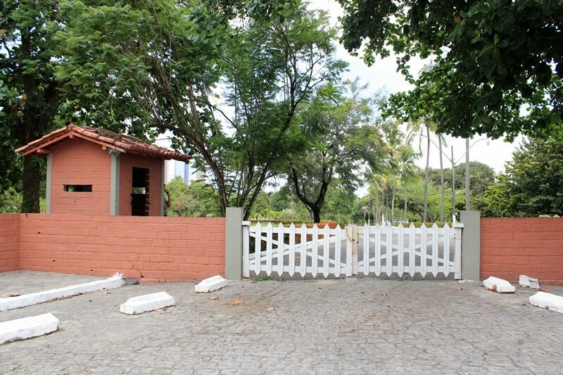 Homem é preso após invadir a Granja Santana, residência oficial do governador João Azevêdo